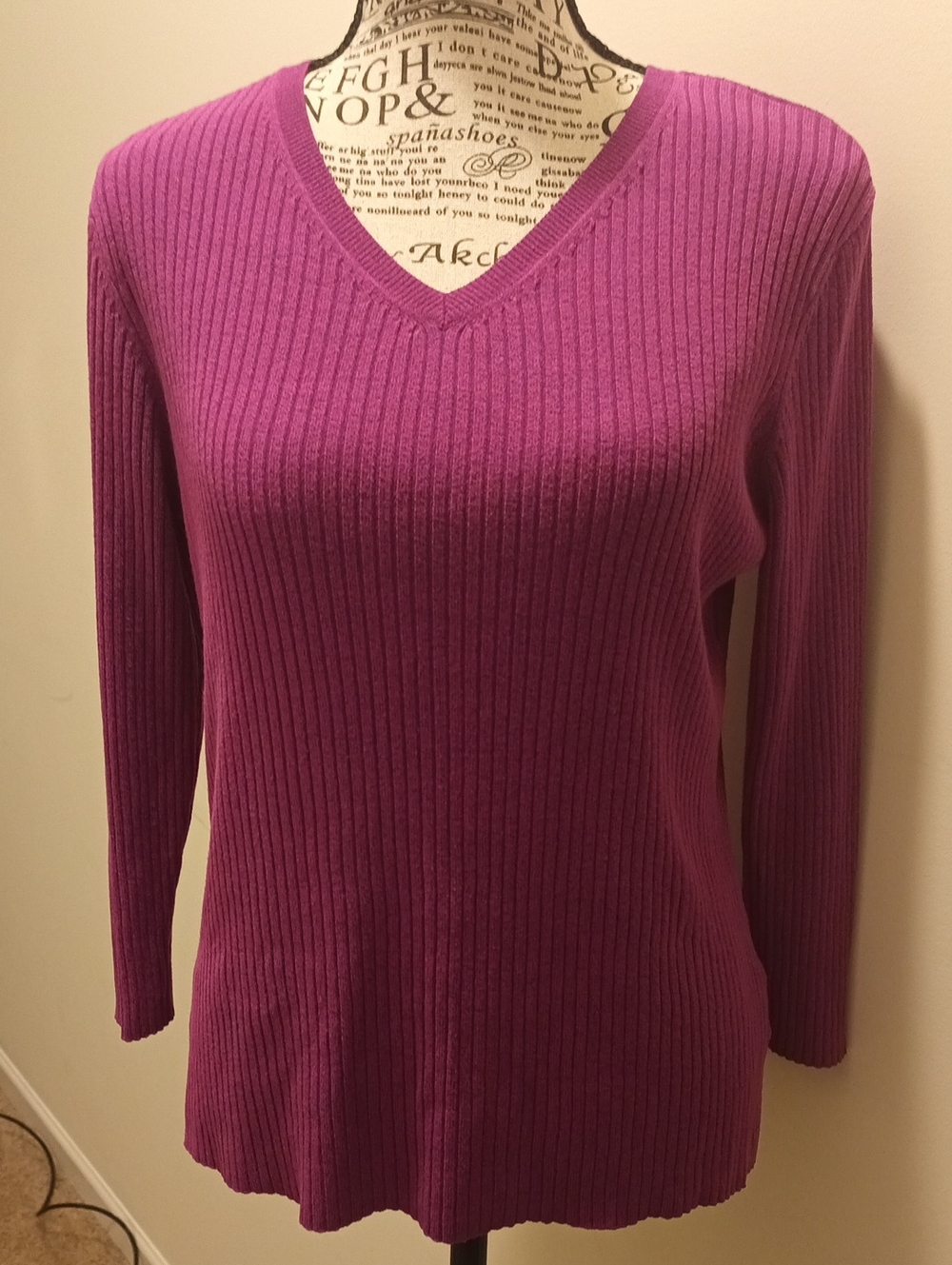 Worthington Fuchsia Ribbed V-Neck Sweater
